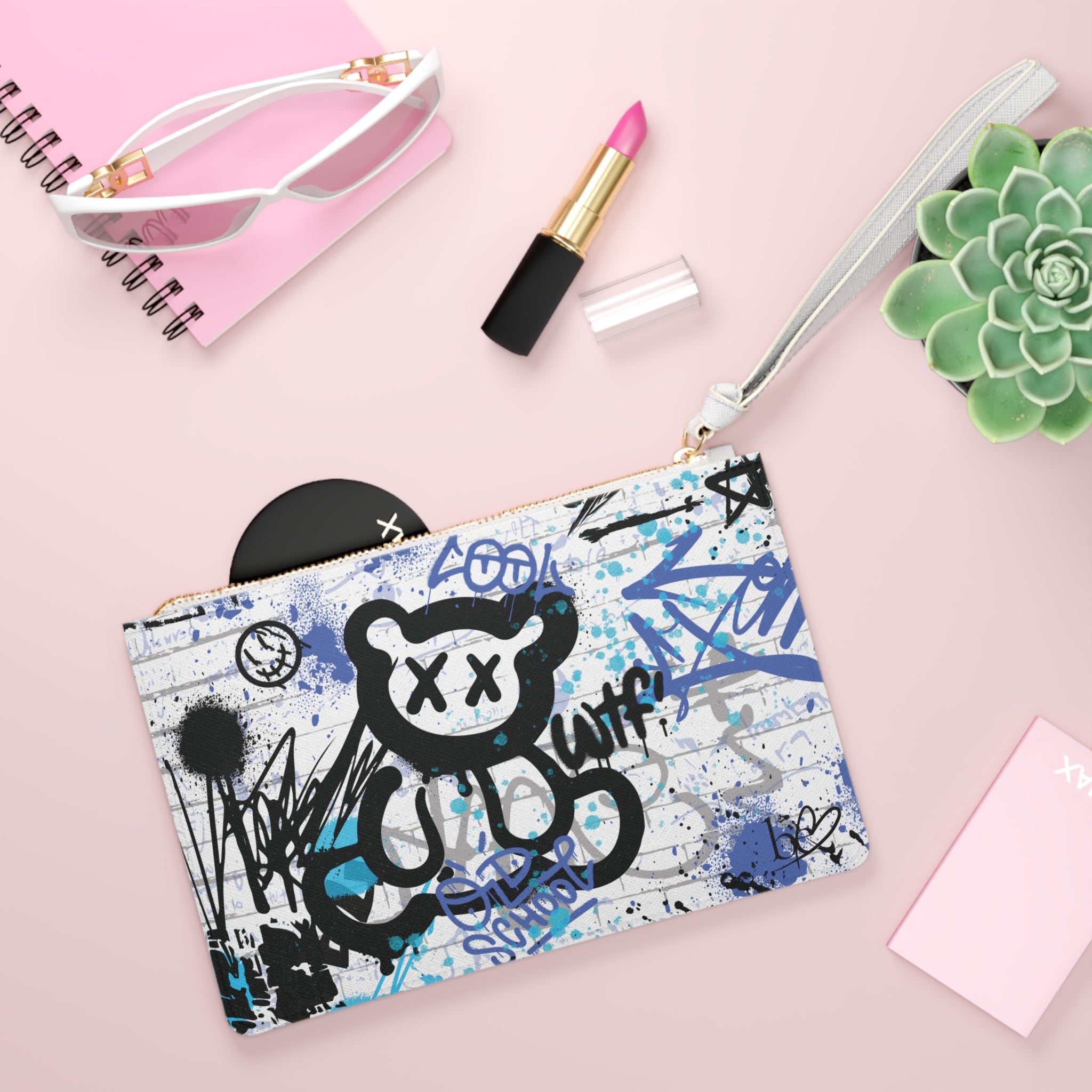 Monroe Clutch Make Up Bag -  Vegan Leder in Saffiano-Optik | GRAFFITI