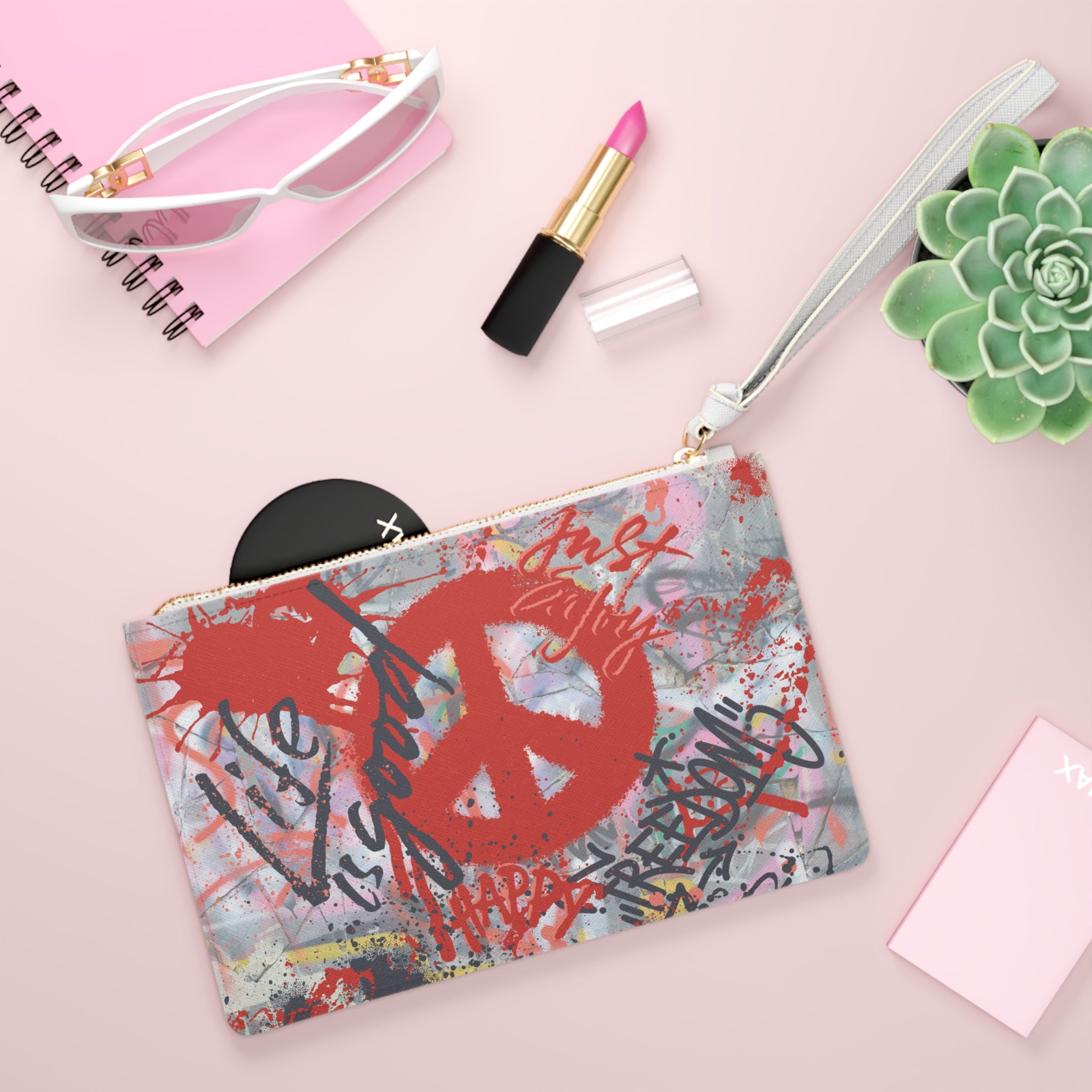 Monroe Clutch Make Up Bag -  Vegan Leder in Saffiano-Optik | GRAFFITI