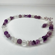 Mystic Moon – feines Armband mit echten Edelsteinperlen: Mondstein, Amethyst und Labradorit sowie weitere Edelsteine