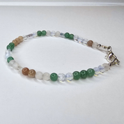 Handgefertigtes Armband Silent Aurora: Aventurin, Rosenquarz und Opal