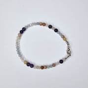 Bliss Charm – feines Armband mit echten Edelsteinperlen: Aquamarin und Amethyst