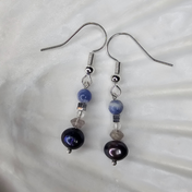 Zarte Ohrringe aus Edelstein und Perle – Lumière Perlen Kollektion