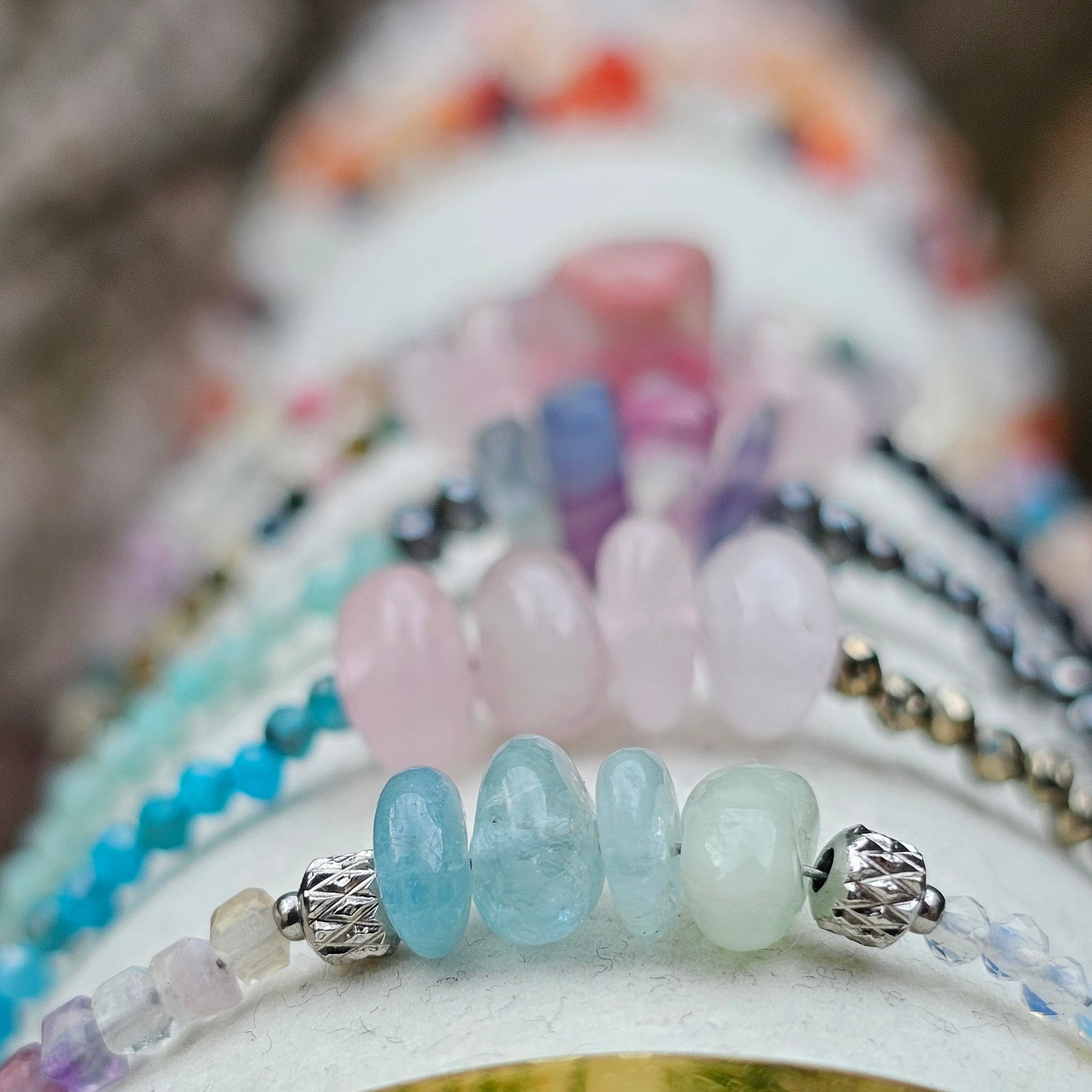 Edelsteinarmbänder handgemacht - BE-Youniq