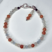 Handgefertigtes Armband Herzlicht: Mondstein, Rosenquarz und Morganit