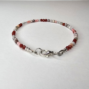 Edelstein Armband – handgefertigt mit Pink Botswana Achat, Carneol, Bergkristall & Bambuskoralle für Stärke, Lebensfreude & Balance