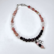 Edelsteinarmband mit Bedeutung – Granat handgefertigter Energieschmuck für Damen