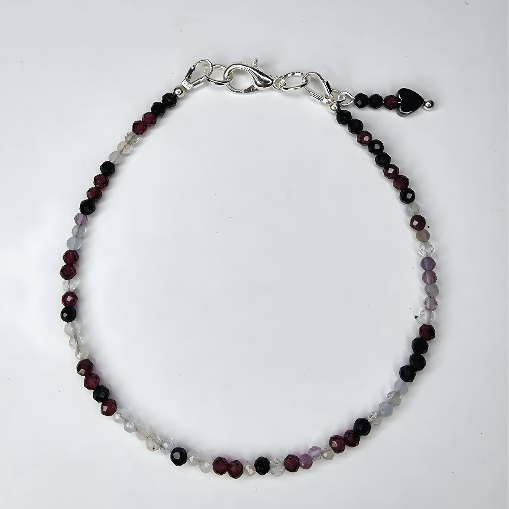 Edelsteinarmband mit Bedeutung – handgefertigter Energieschmuck für Damen