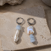 Handgefertigte Ohrringe Sea Whisper Ocean Asymmetry – Süßwasserperlen & Aquamarin | BE-Youniq