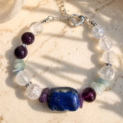 Lapislazuli Armband mit Bergkristall, Aquamarin & Amethyst | BE-Youniq