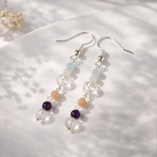Handgemachte Ohrringe mit Edelsteinen und Süßwasserperlen – für Damen