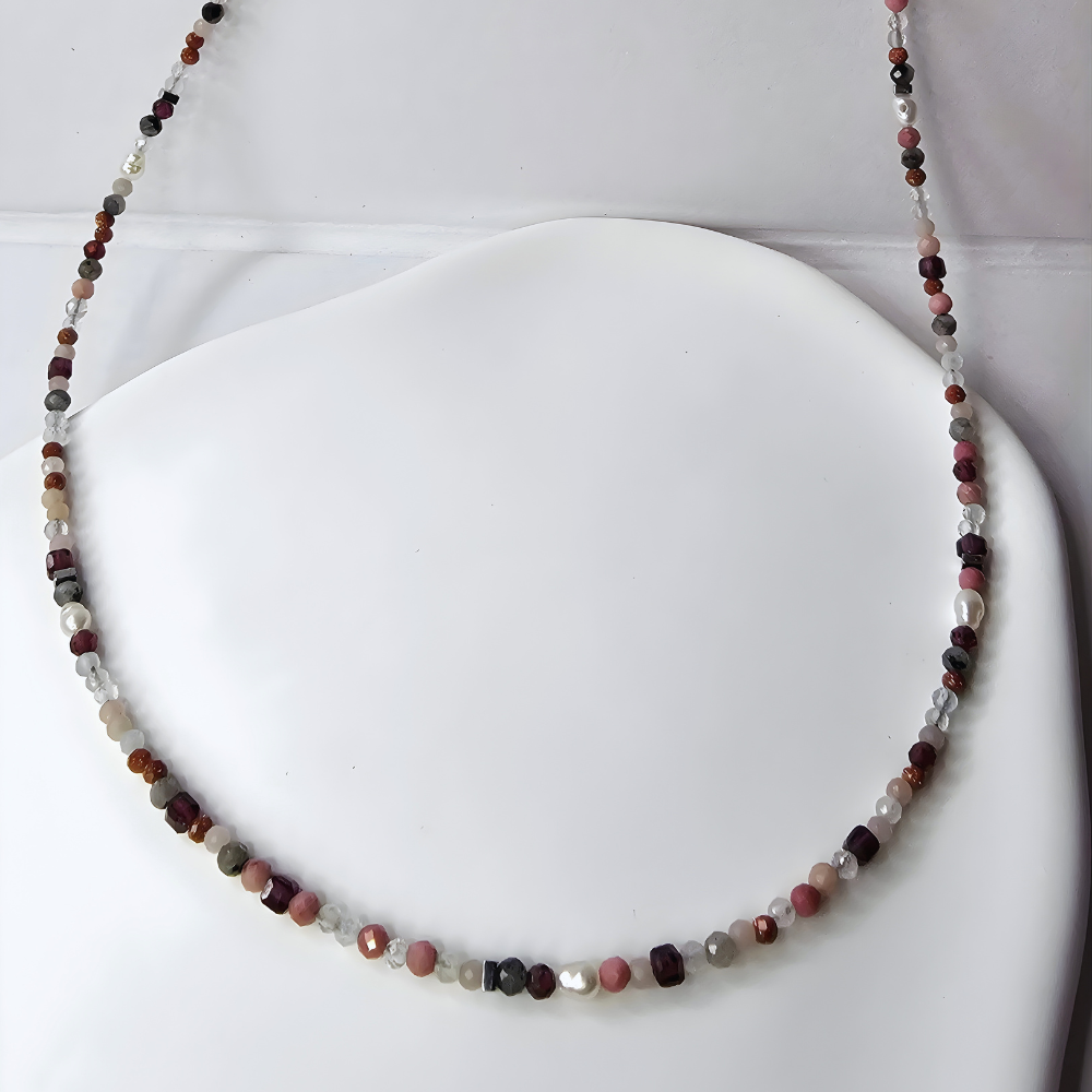 Handgefertigte 2-in-1 Edelsteinkette mit Granat, Morganit, Opal, Rhodonit, Hämatit und Süßwasserperlen