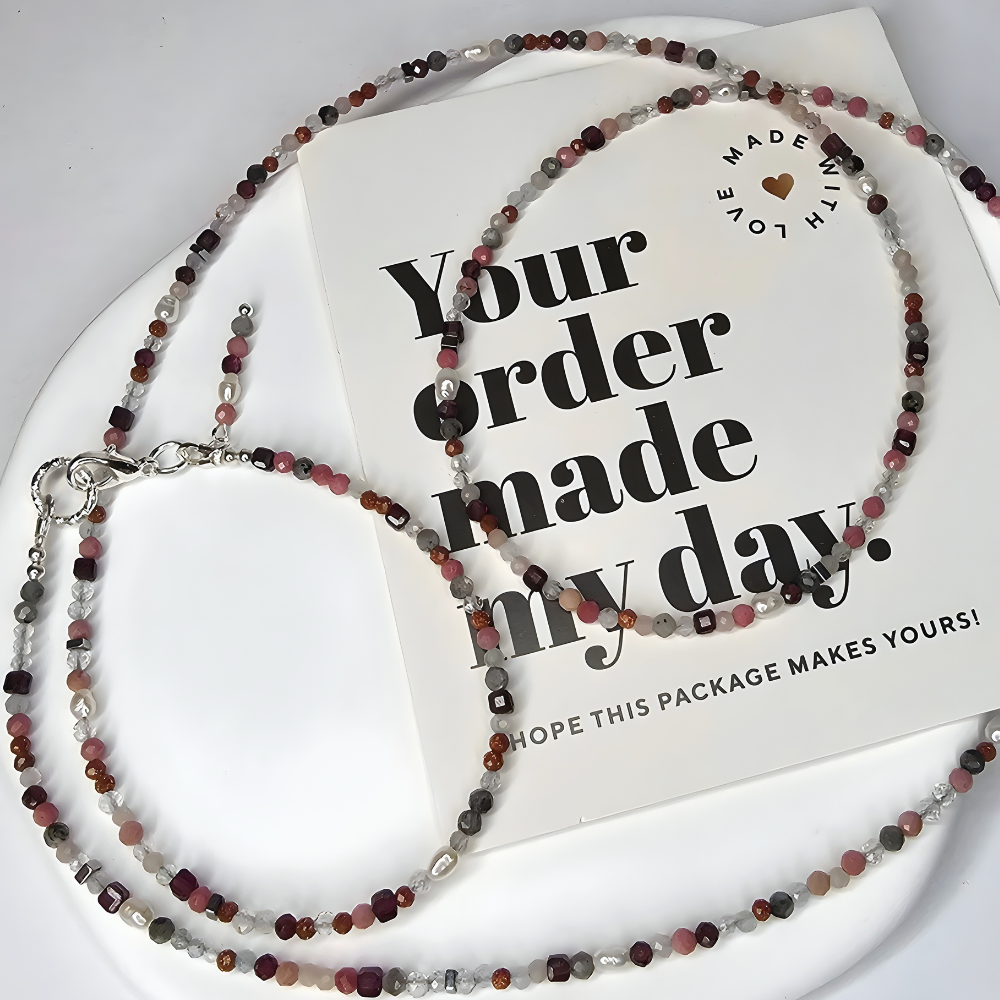 Lange Edelsteinkette mit Perlen & Natursteinen