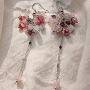 Handgefertigte Edelstein-Ohrringe Moonblush Energy mit Rosenquarz, Rhodonit, Mondstein und Granat – BE-Youniq