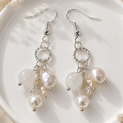 Pearl Heaven – Ohrringe mit Süßwasserperlen und weißer Jade, minimalistisch & elegant