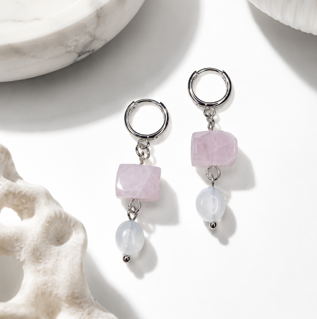 Perlenohrringe mit Kunzit und Aquamarin, handgefertigt, natürliche Edelsteine, zarte feminine Eleganz – BE.Youniq