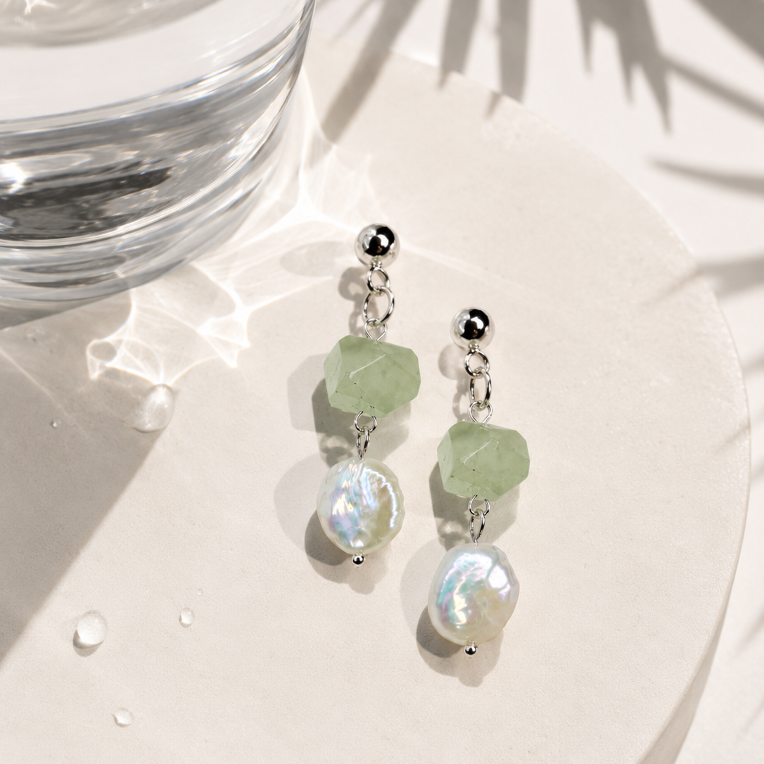 Pearl Sage Ohrringe mit grünem Fluorit und barocken Süßwasserperlen – handgefertigter Schmuck von BE.Youniq