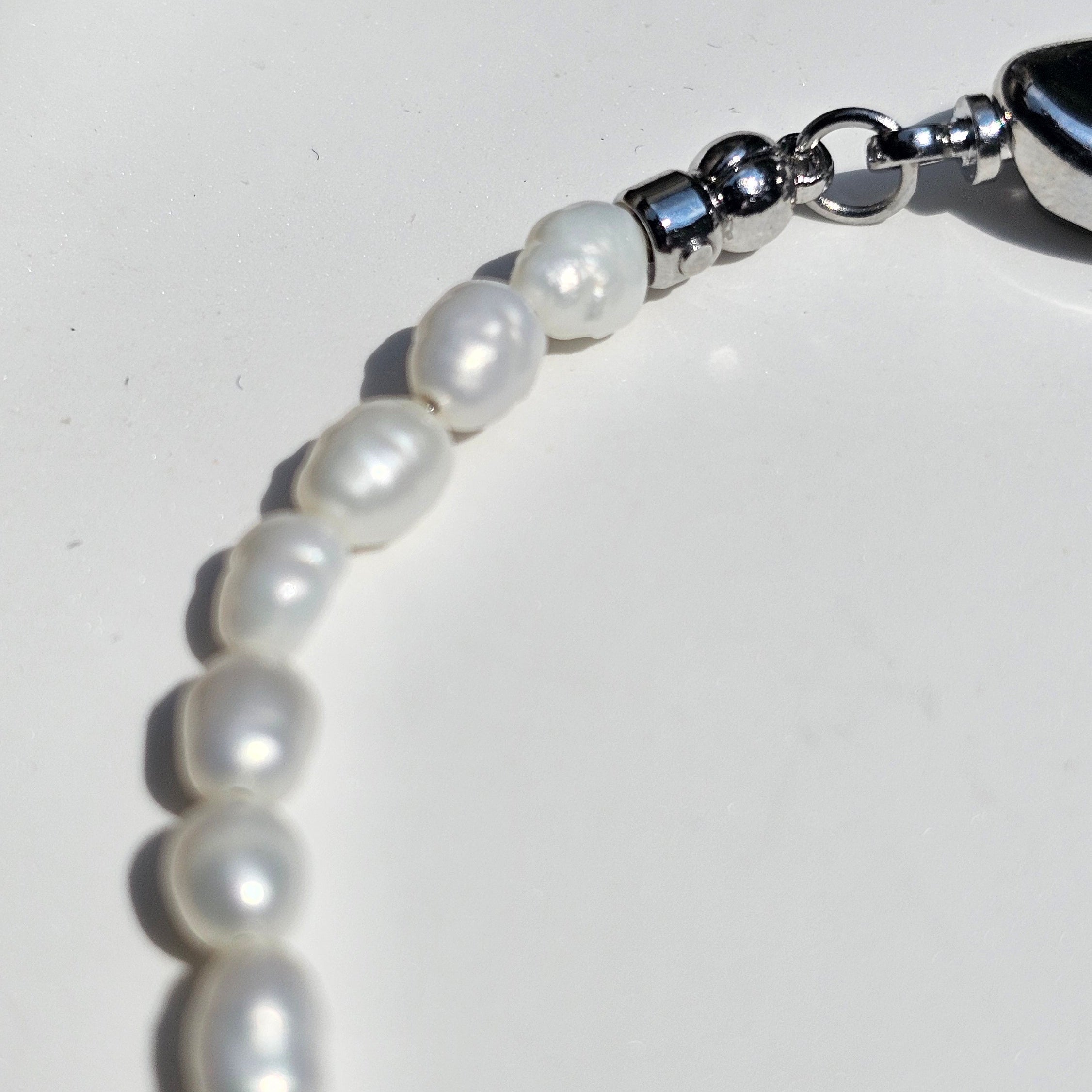 Raw Diamond White Aura - Rohdiamanten, Perlmutt & Süßwasserperlen