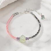 Sea Breeze Lime Armband mit Fluorit, Amethyst, Labradorit und Bambuskoralle – handgefertigt in Österreich