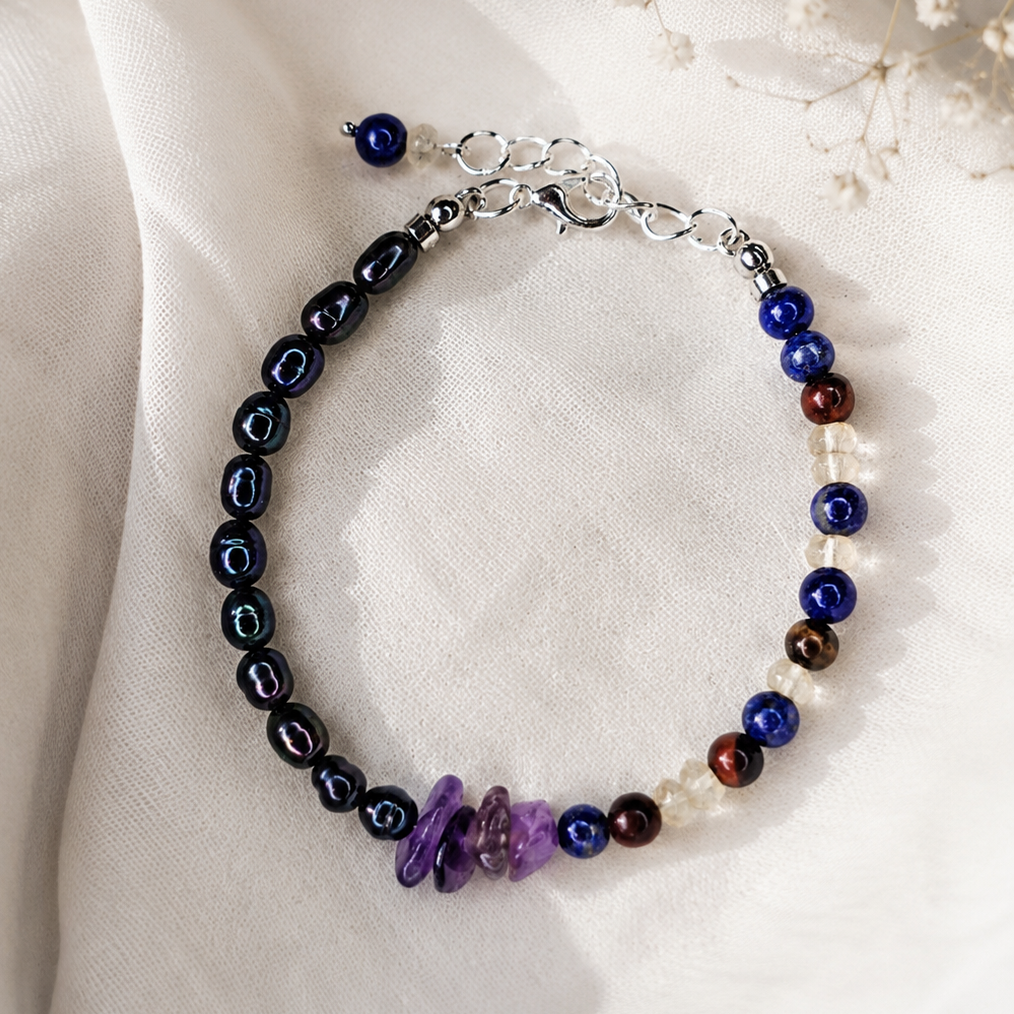 Sea Breeze Royal Edelsteinarmband mit Lapislazuli, Citrin, Tigerauge, Amethyst und Süßwasserperlen – handgefertigt in Österreich
