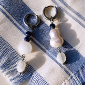 Sea Wishper Capri | Asymmetry - Lapislazuli, Momdstein, weißer Jade  & Süßwasserperlen