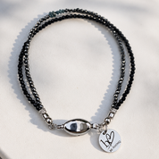 Handgefertigtes Midnight Ice Rohdiamant Armband mit fünf natürlichen blauen Rohdiamanten